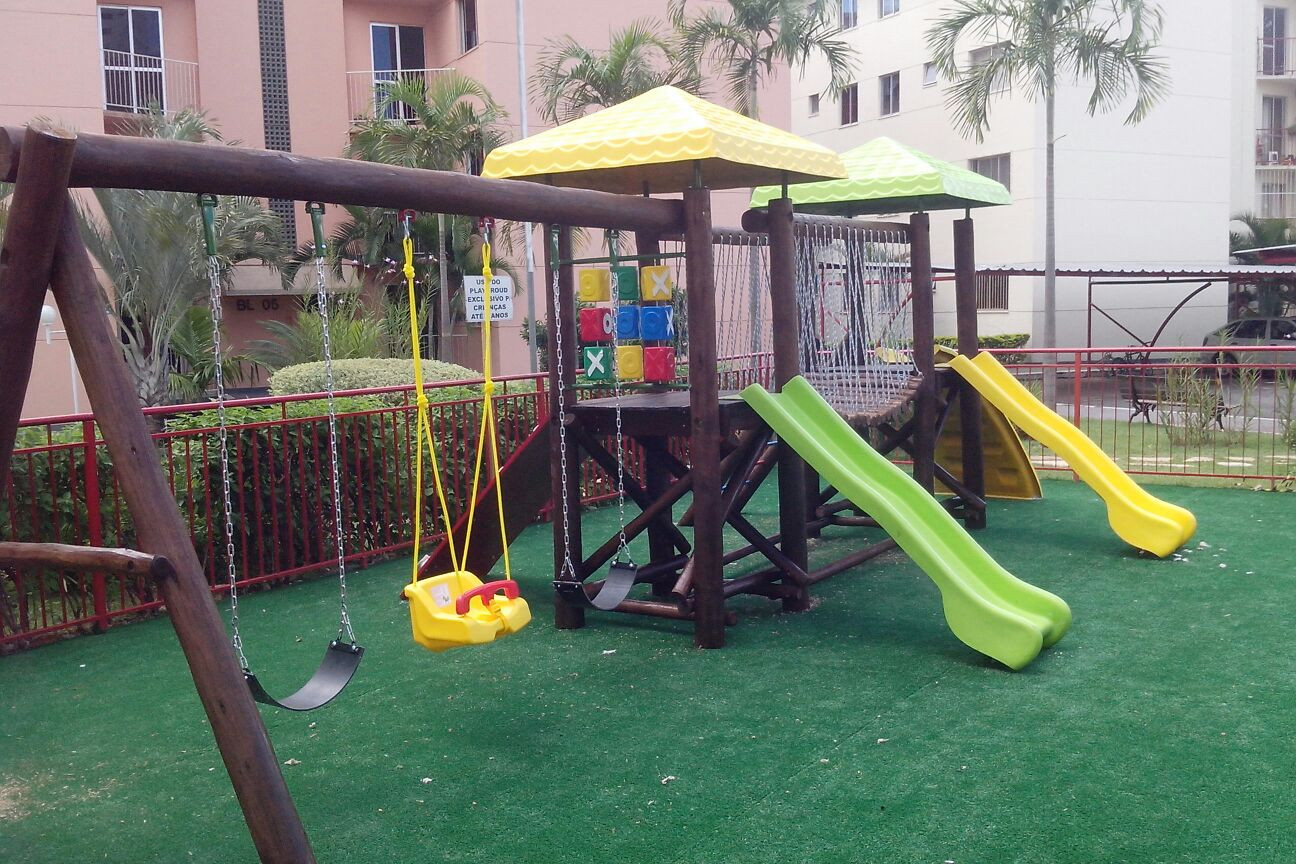 Playground em Eucalipto - FM 01 - Fibras e Metais