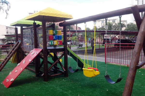 Playground em Eucalipto - FM 01 - Fibras e Metais - Imagem 3