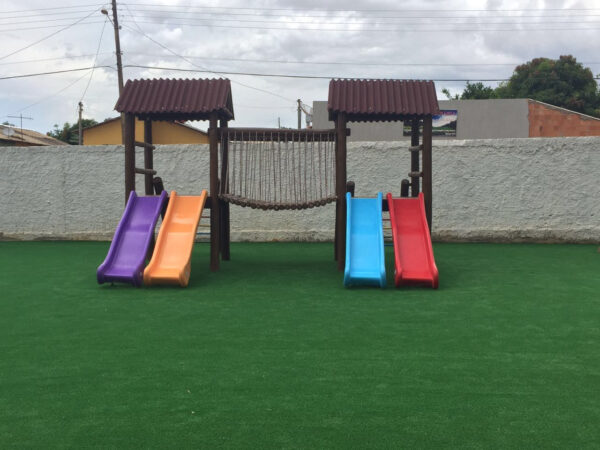 Playground em Eucalipto Tratado - Luziania - Fibras e Metais